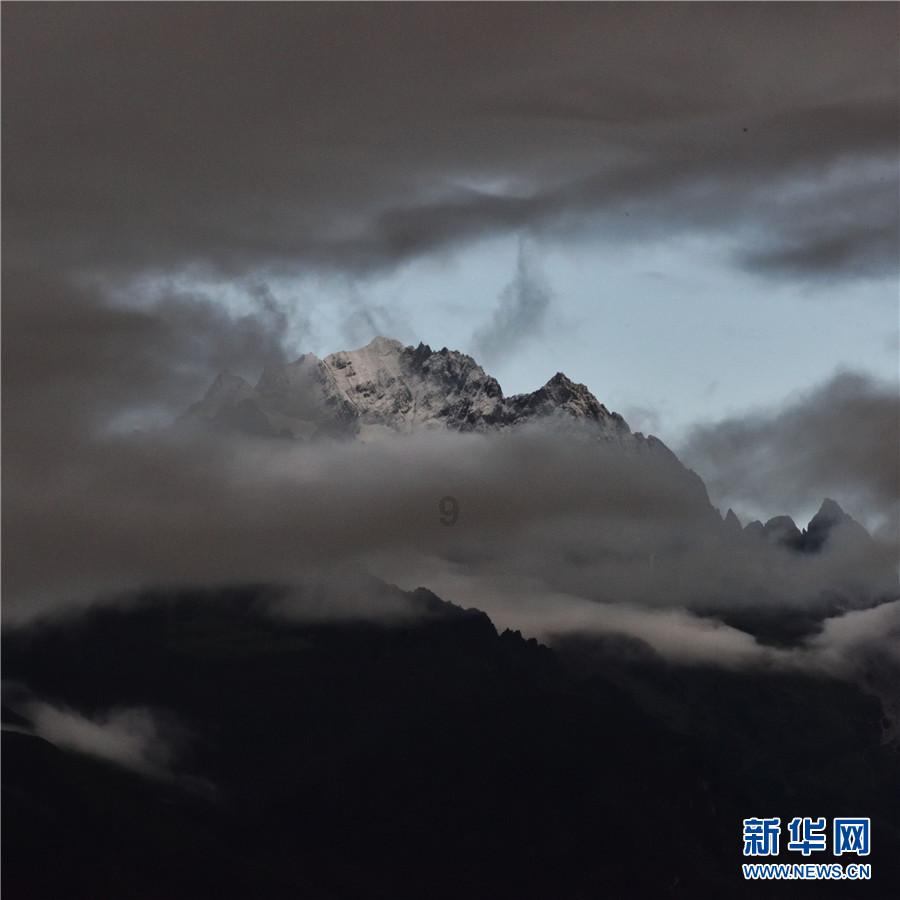 开展普法活动进物业企业 引导居民积极参与垃圾分类